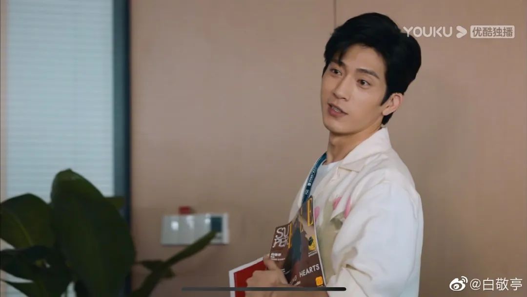 男明星怼脸拍丑照,男明星黑白照片怼脸