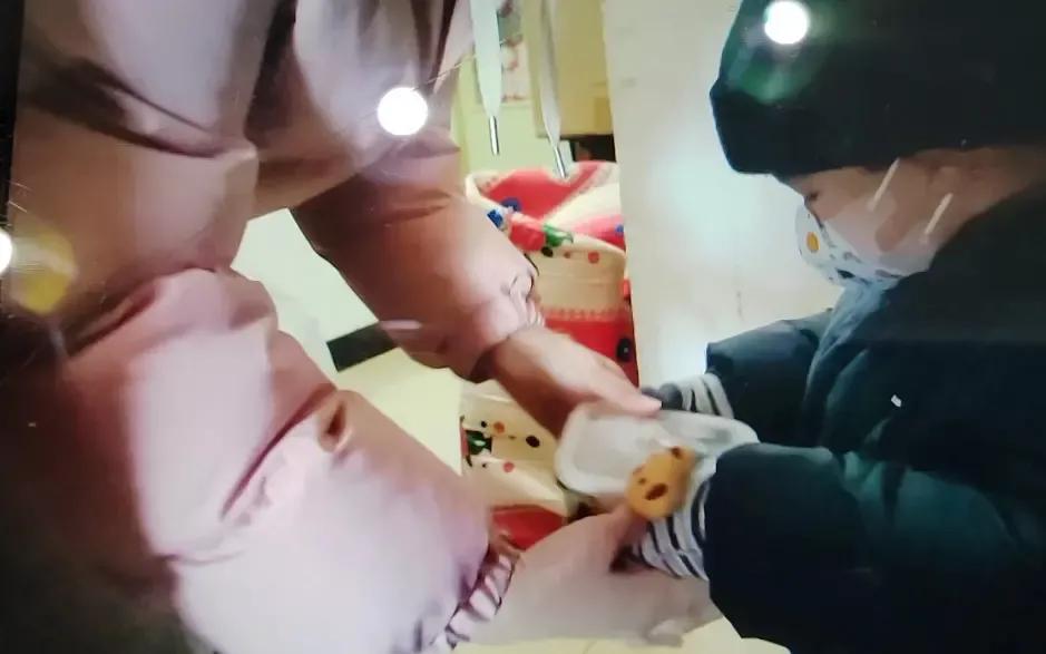 多地明确要求：机关决不能借口阳了不履职！引发网友热议！