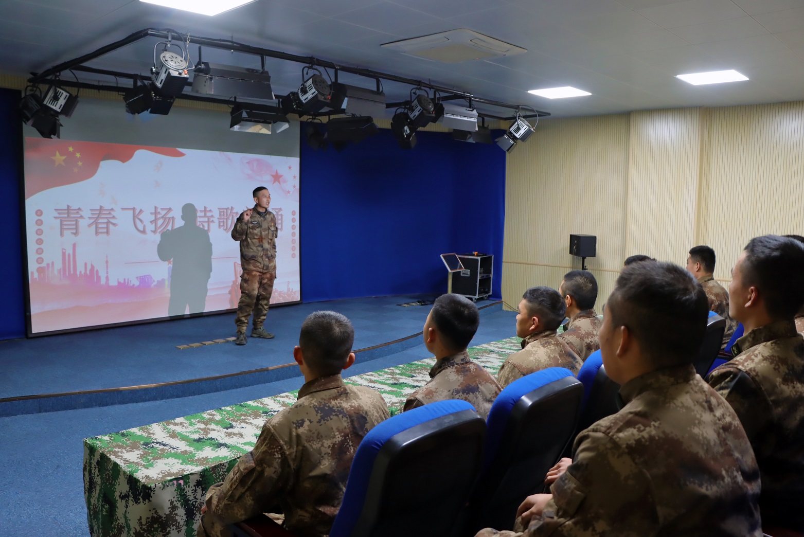 春节军营年味别样浓,军营春节年味浓虎跃戈壁庆新春