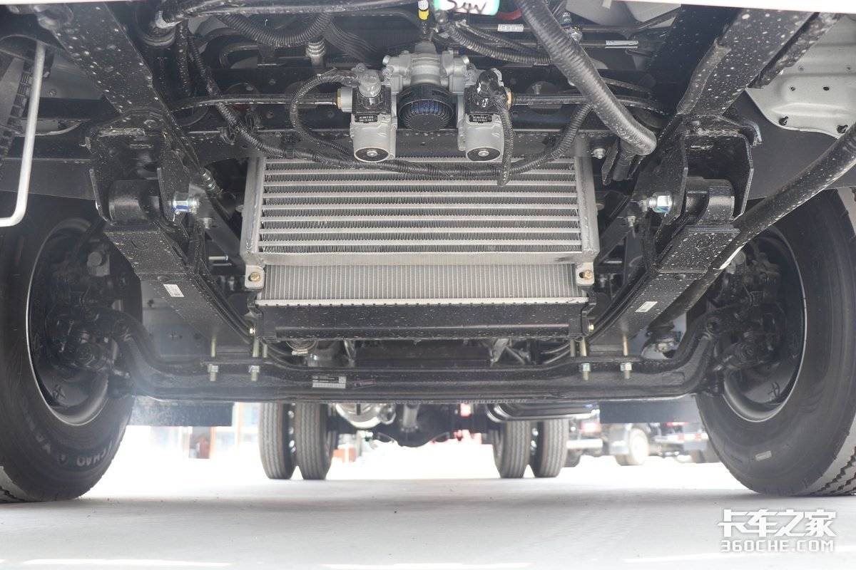 江淮威铃k5轻卡多少钱,江淮威铃k5五挡手动2.3排量怎么样