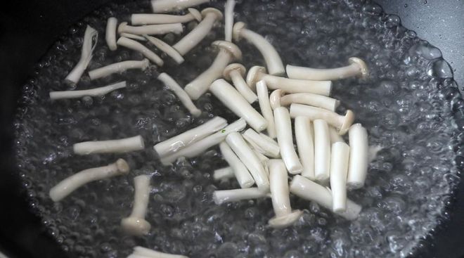 含叶黄素护眼食谱,吃什么菜可以保护眼睛增加叶黄素