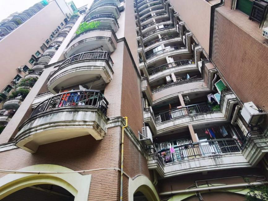 广州海珠越秀翠城花园房价,踩盘龙湖揽境