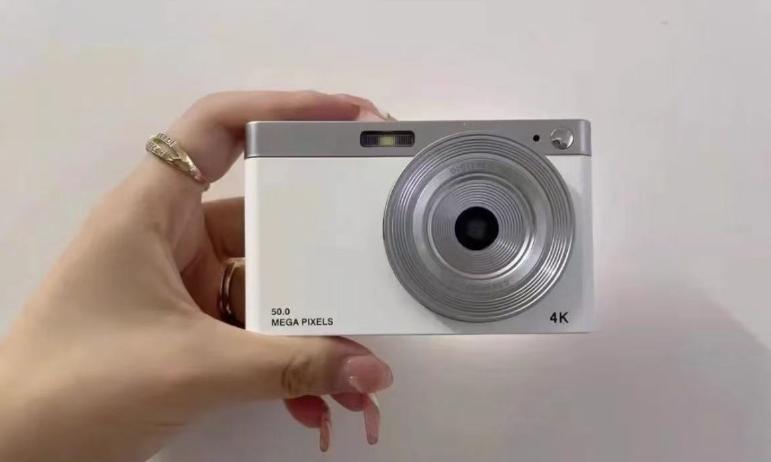 市面上一机难求的相机,2021公认性价比最高卡片相机