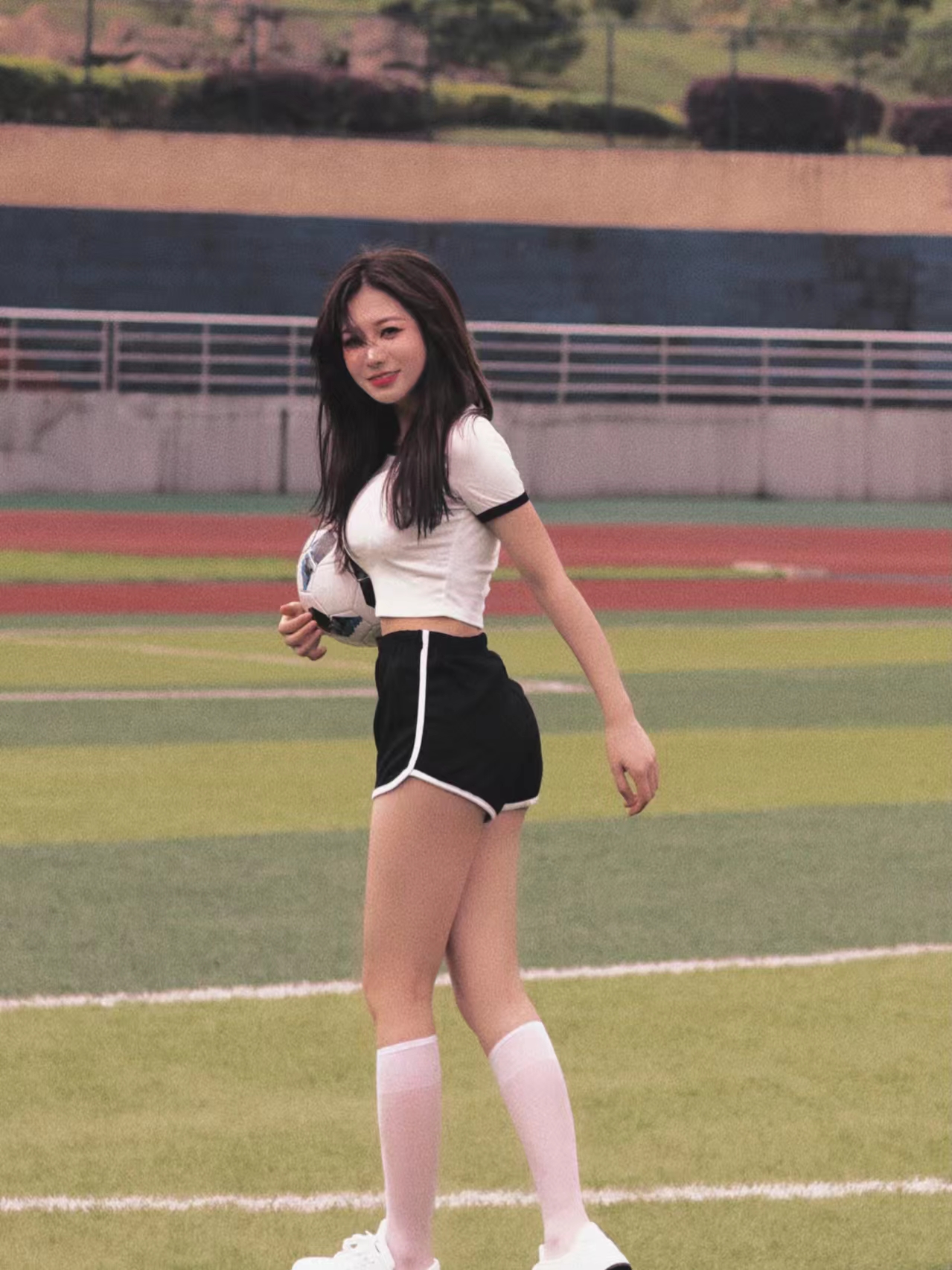 采访女球迷c罗,采访女球迷c罗梅西