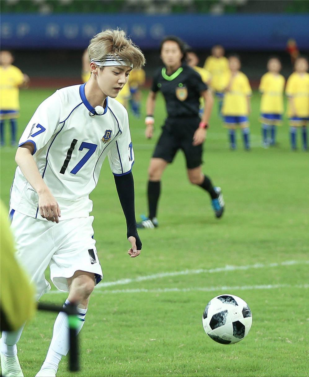 苏东鹿晗孙继海解说世界杯,鹿晗超话阅读量破3000亿