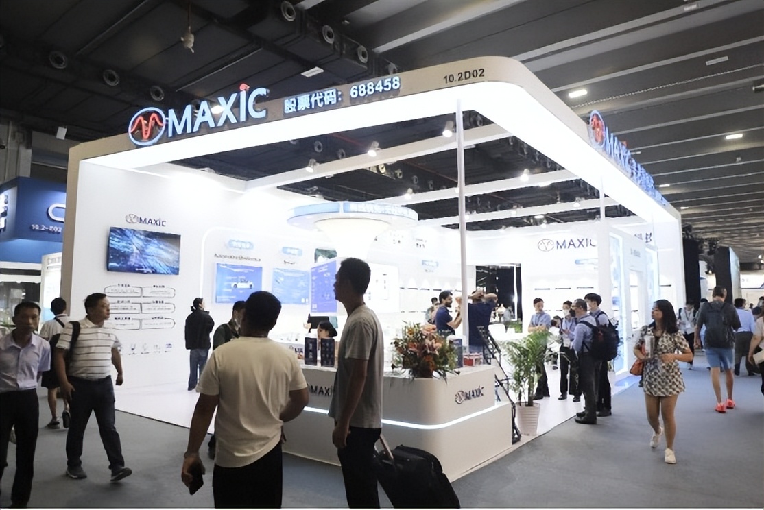 光亚展深度解析,光亚展观展路灯