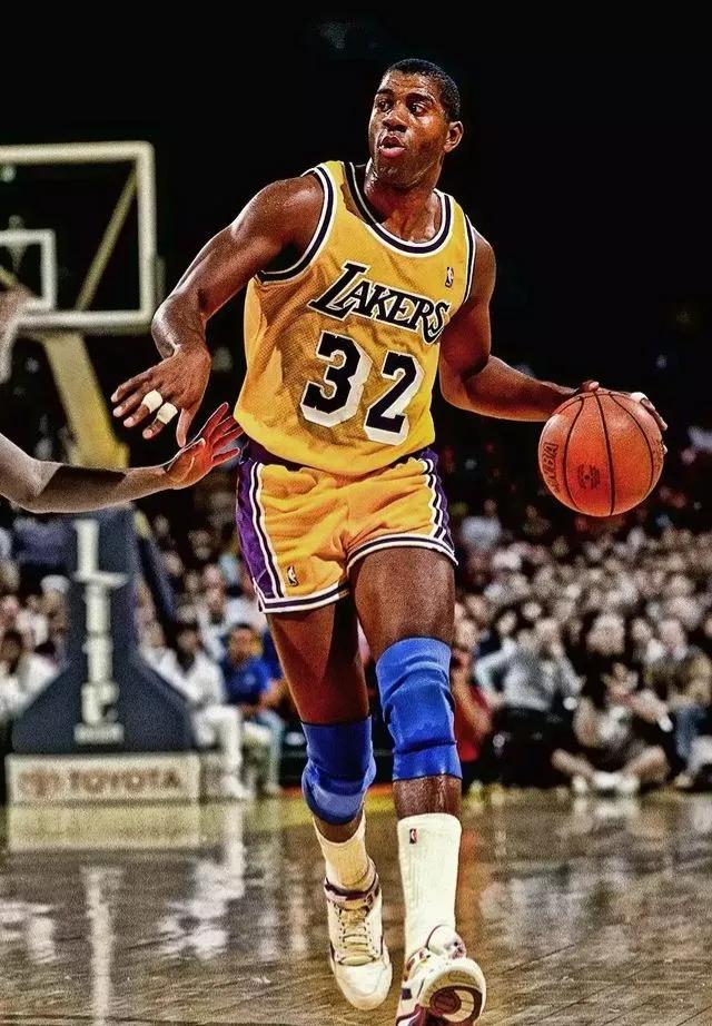 足球封王的标准是什么,封球王的条件