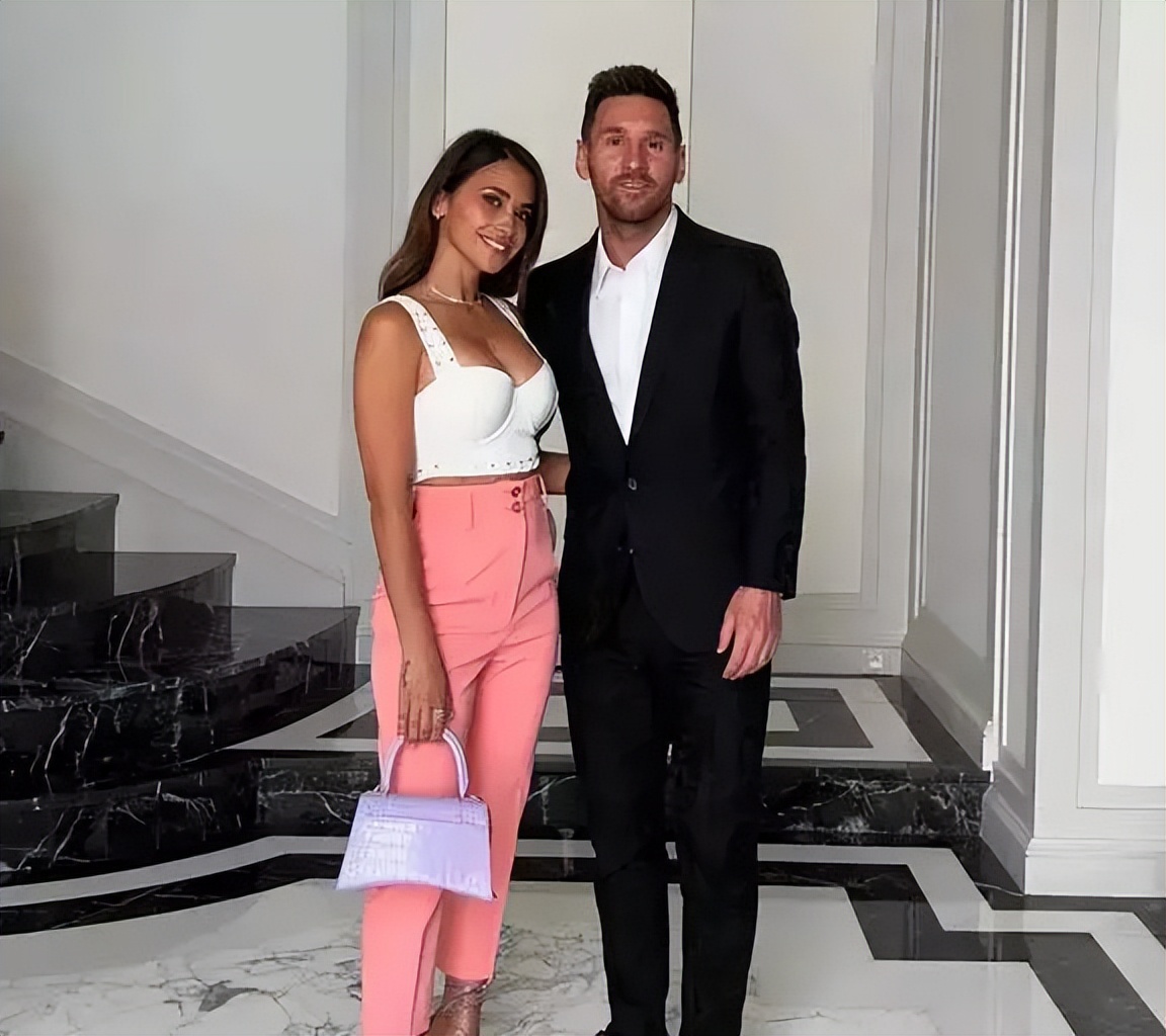 梅西暖心故事,巨星梅西背后的故事