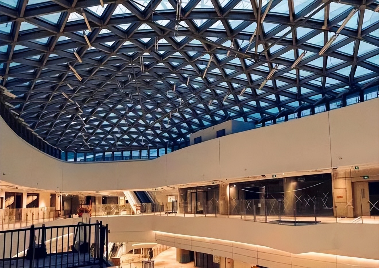 京西大悦城入驻品牌,京西大悦城开业客流超10万