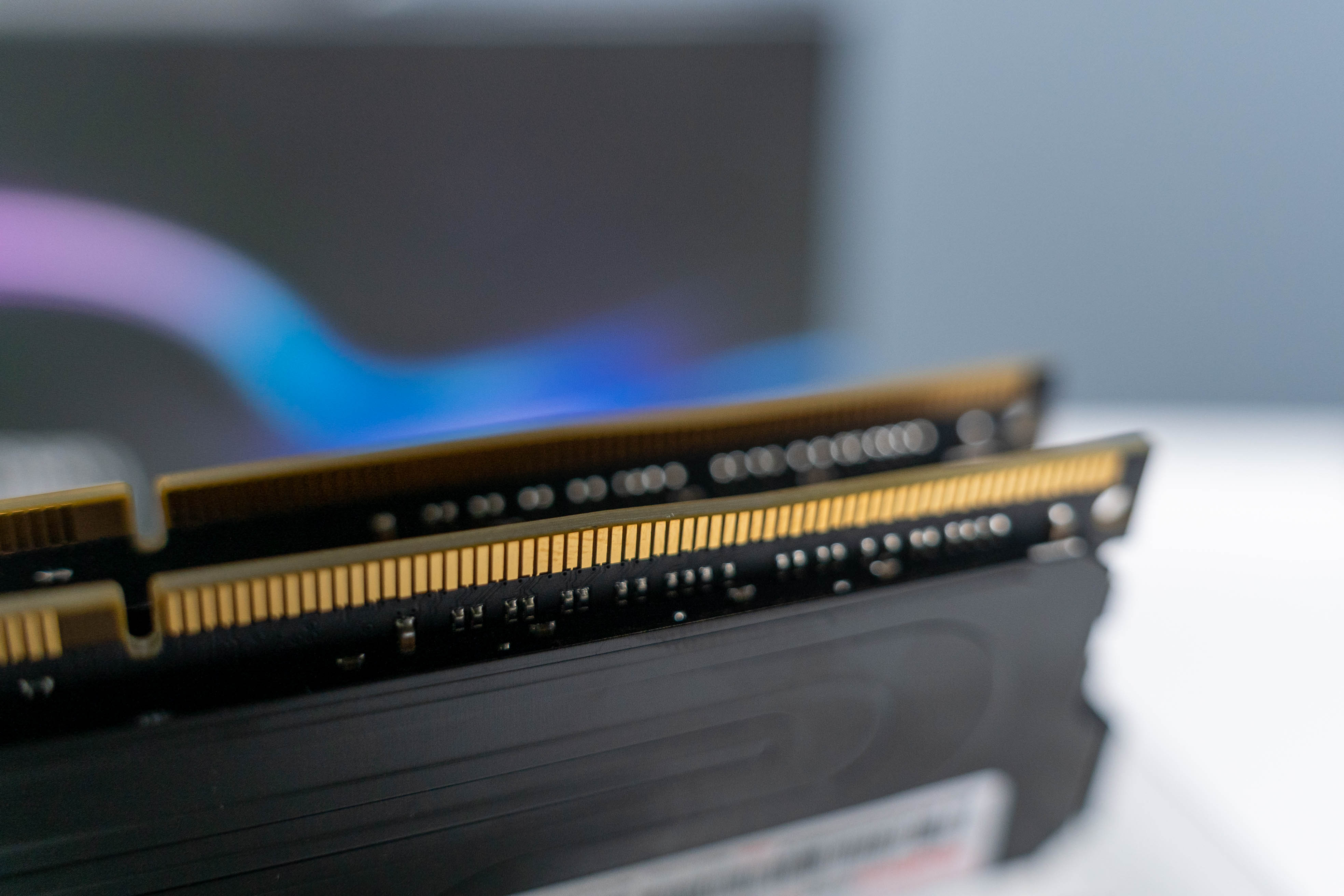 金百达黑爵ddr4内存兼容性好吗,金百达银爵2666战甲内存条