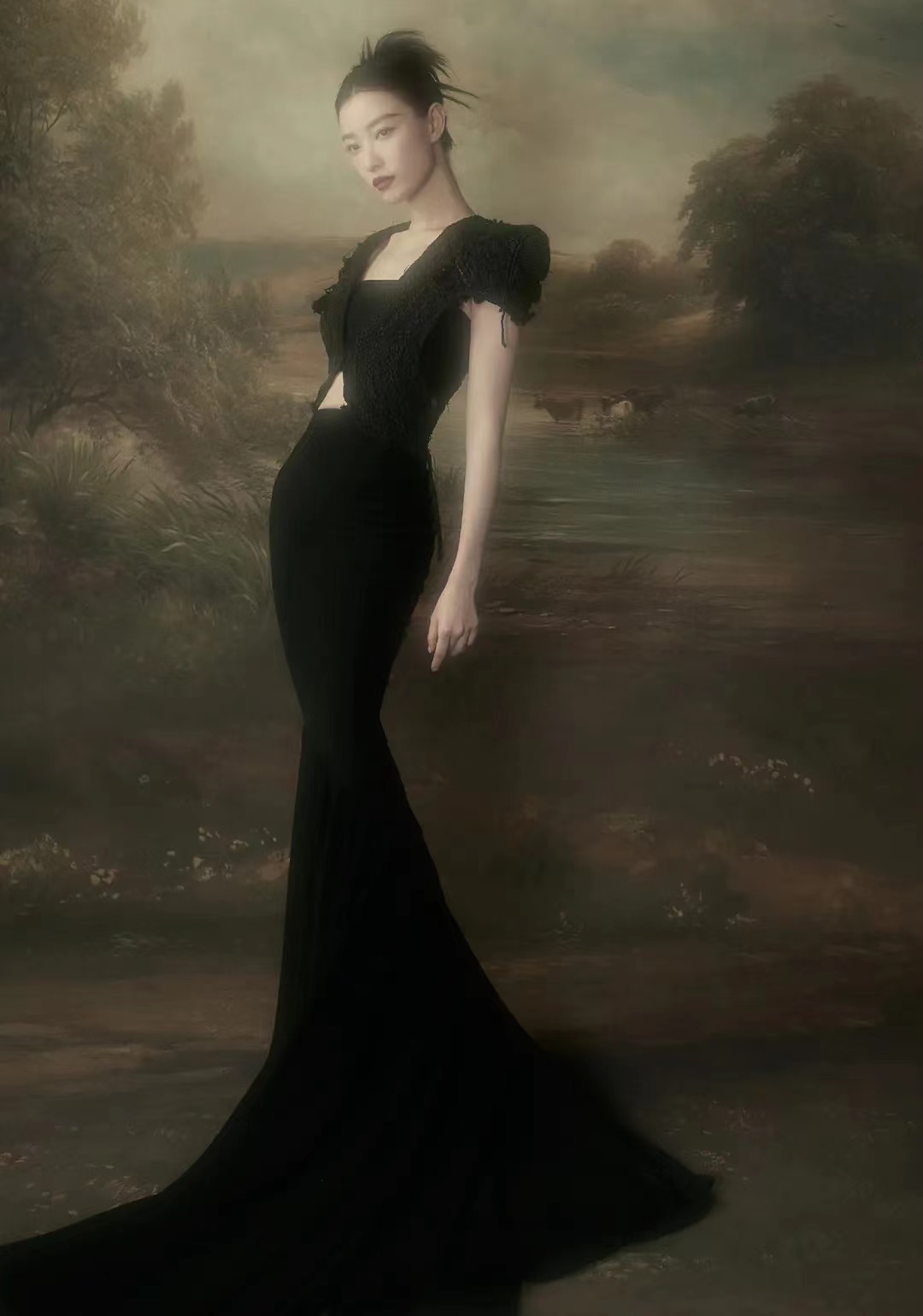 倪妮红毯百变穿搭图,倪妮金色闪光裙高定