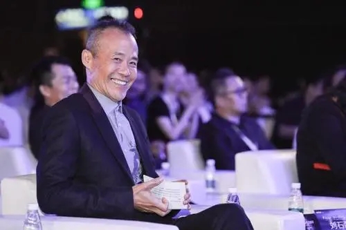 王石为了他娇妻改变多少人,王石抛弃发妻