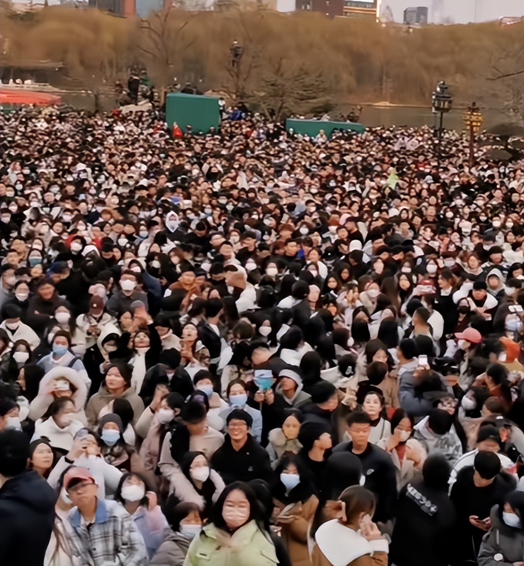 新晋网红竹筒奶茶为什么爆火,竹筒奶茶火了但没人想喝第二次