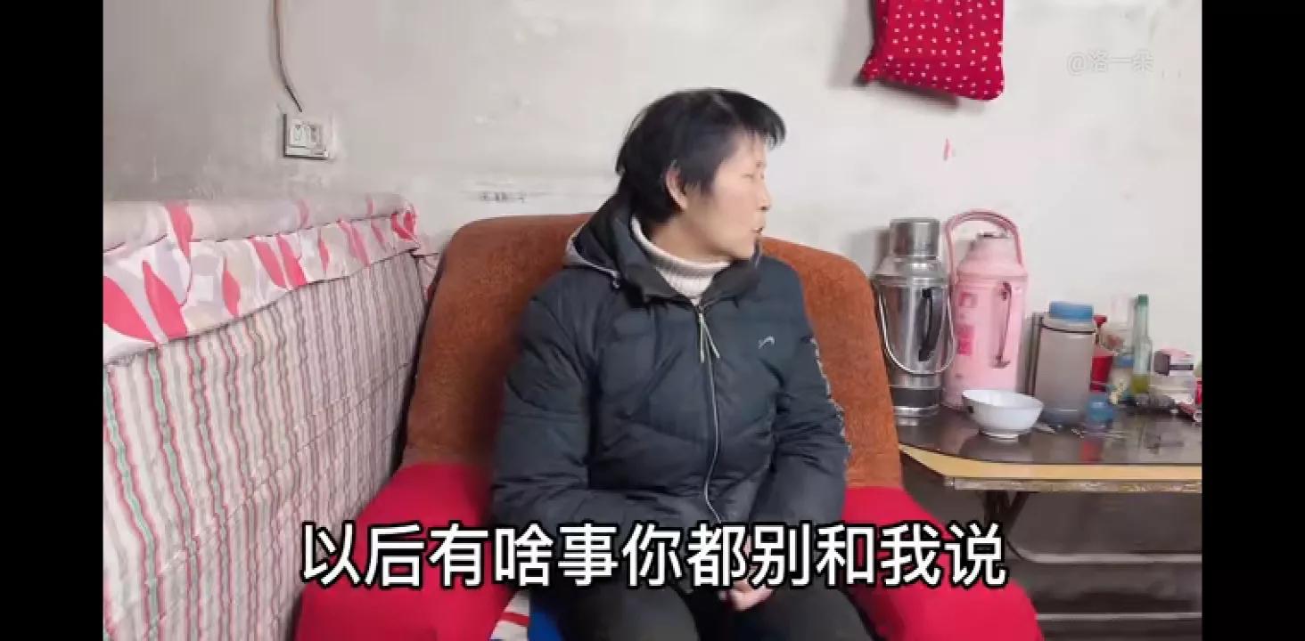 一朵爸妈吵架两天不说话，朵爸让子奇来处理，子奇机智来应对。