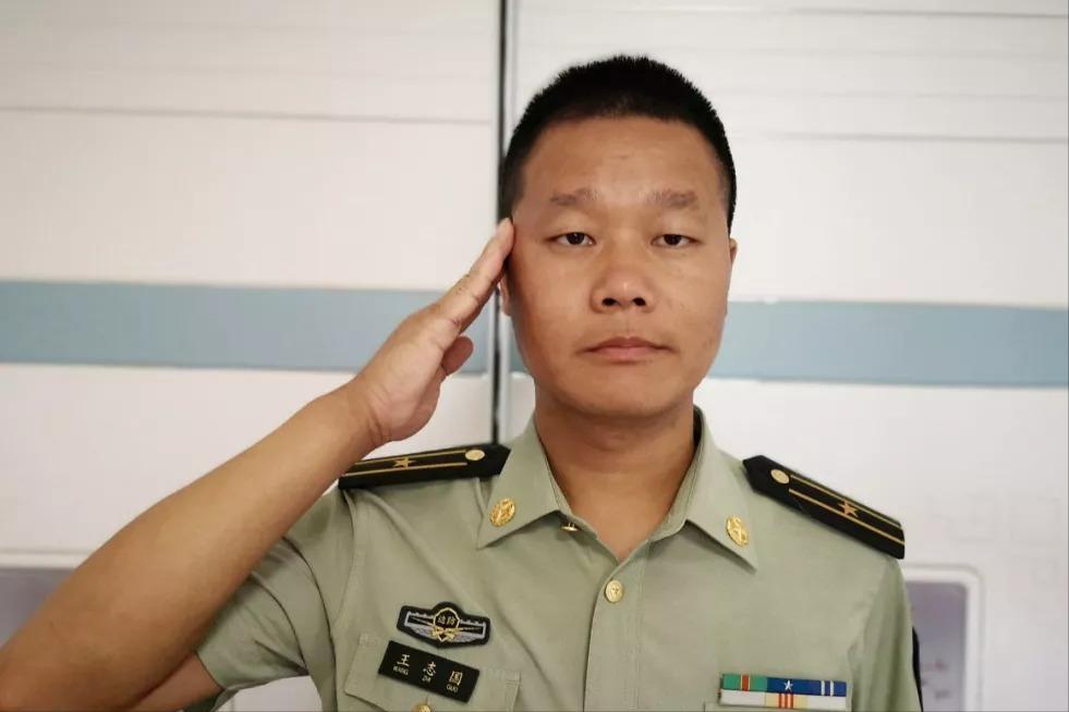 江苏夫妻守岛32年,夫妻坚守孤岛32年