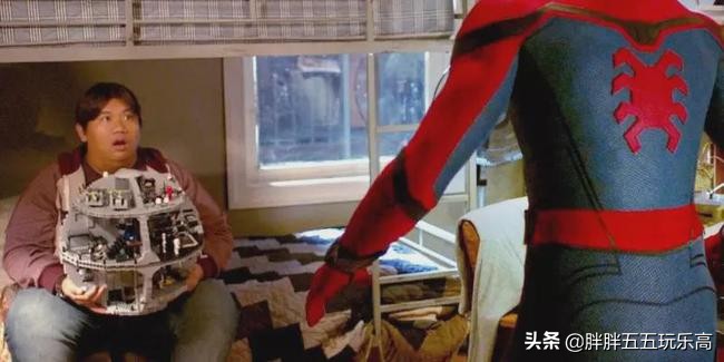 最大盒的乐高积木拼装视频,用十个乐高还原最大的乐高套装