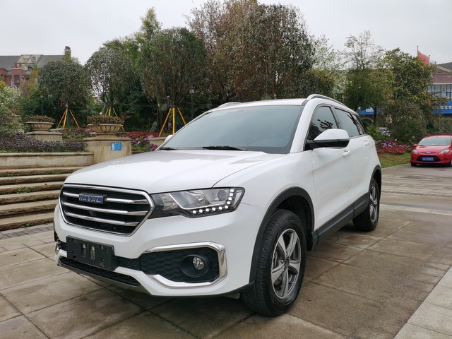 12万买紧凑家轿这几款好开又省油,15万买强实力家用车买这4款准没错