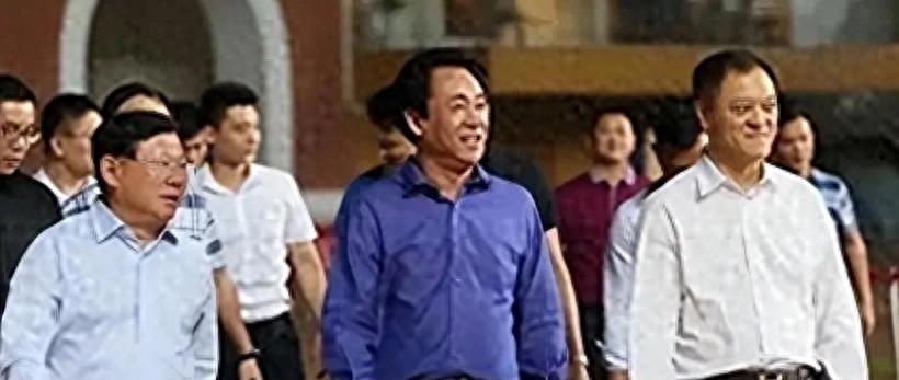 白珊珊许家印照片图文,许家印找到白珊珊的时候