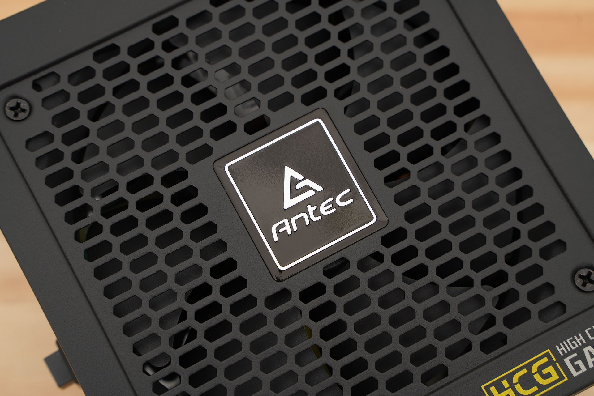 多大固态硬盘发挥最大性能,怎样提高pcie4.0固态硬盘的性能