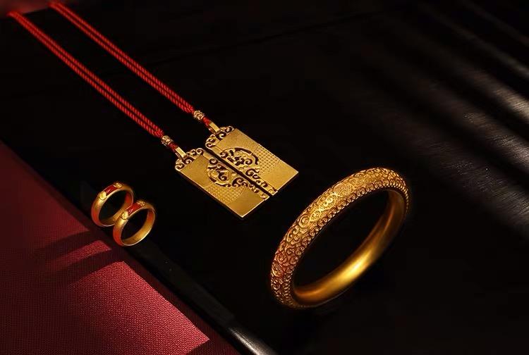 黄金首饰怎么选更纯正,黄金首饰怎么挑选款式