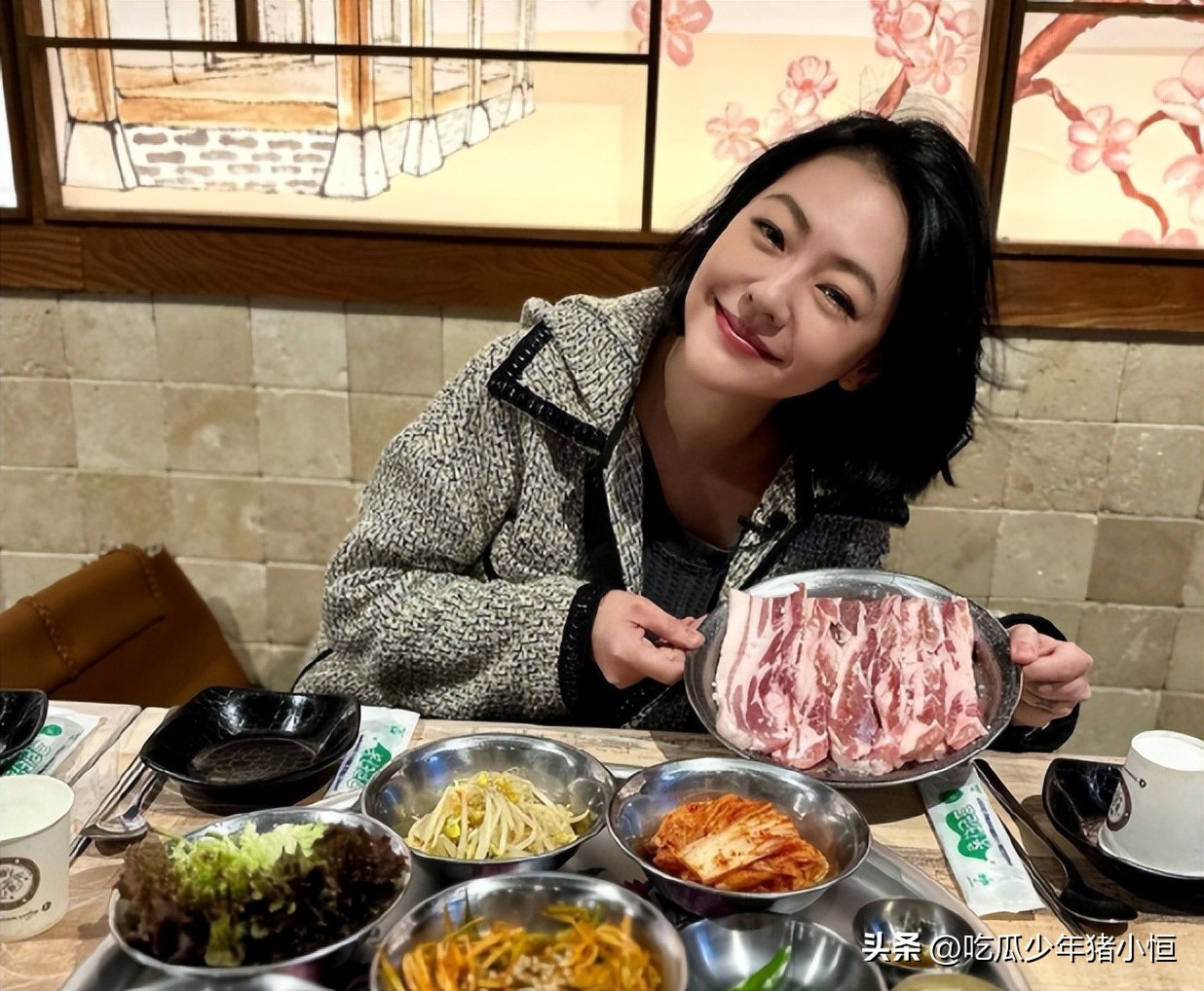 反转！小S越黑越红，受邀拍摄韩国宣传片，汪小菲旗下产品被点名