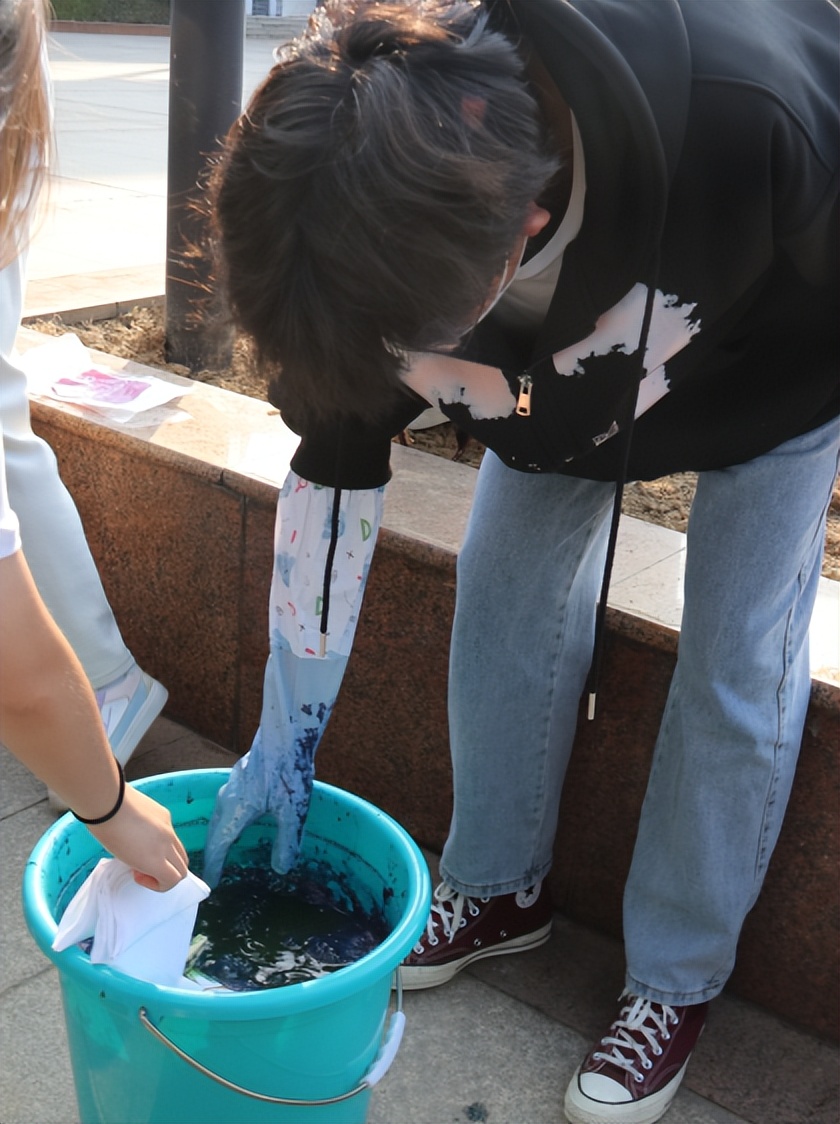 武汉软件工程职业学院在校学生,武汉软件工程职业学院春夏秋冬