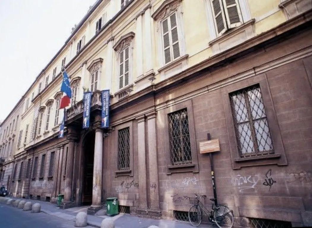 意大利米兰时装表演,意大利米兰如何成为时尚之都