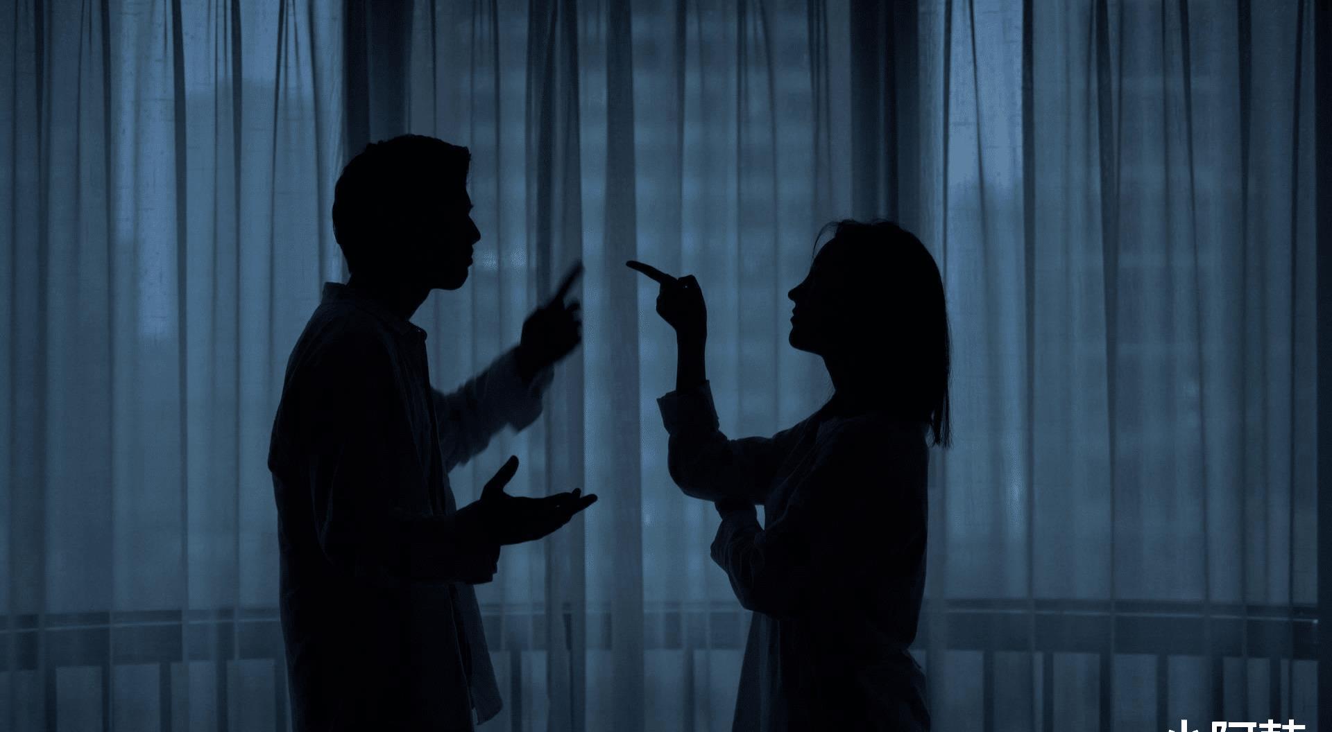 男子疑妻出轨，竟涂百草枯在她*裤内**上，发出警告