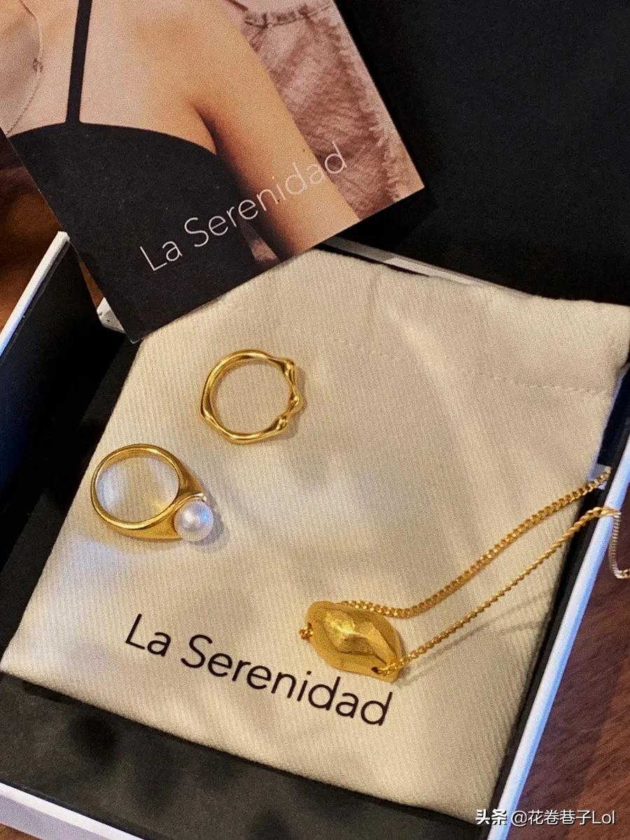 loewe中古包穿搭,loewe单品搭配