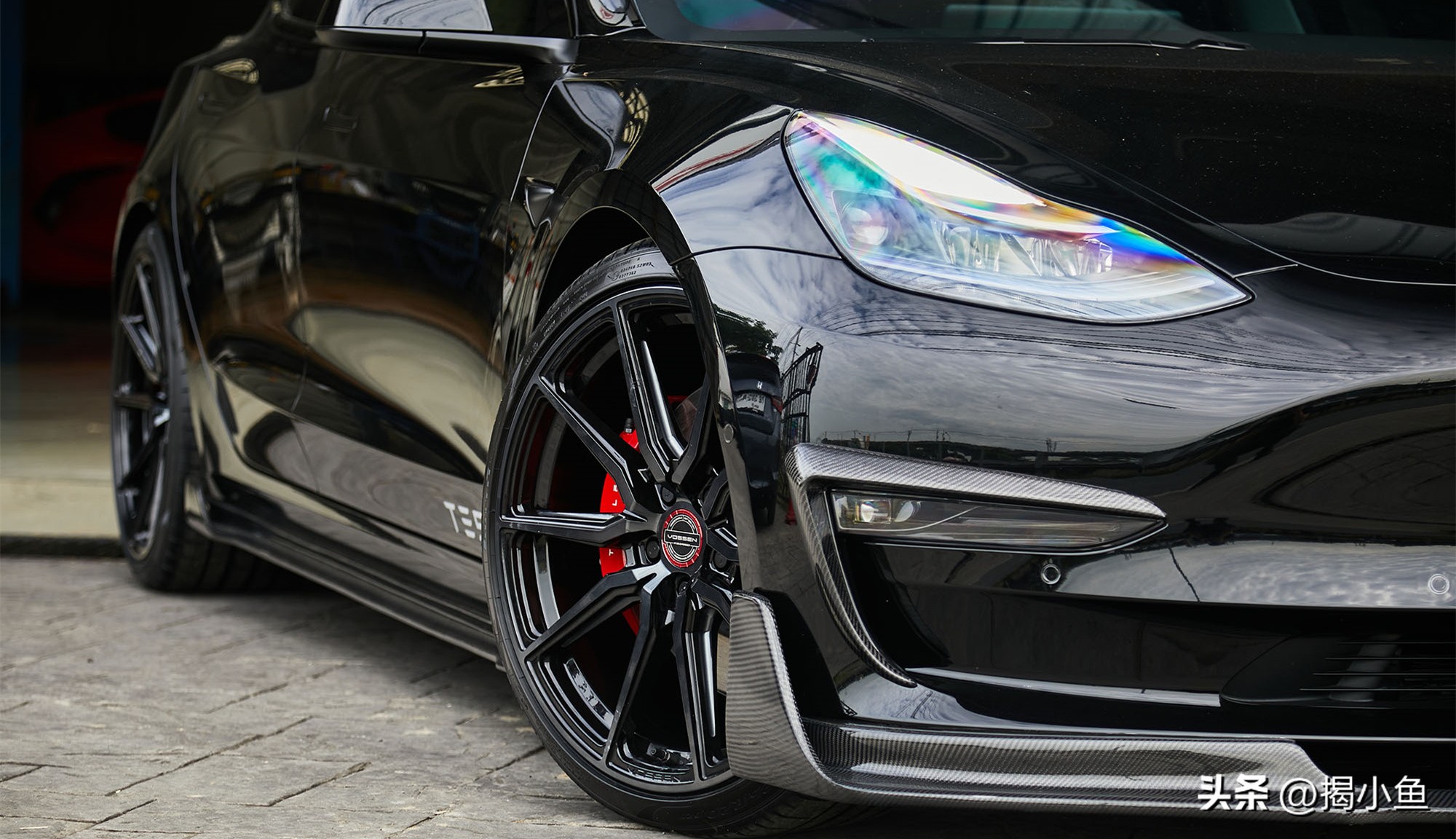 特斯拉model3焕新版底盘塑料管,特斯拉model320寸锻造轮毂