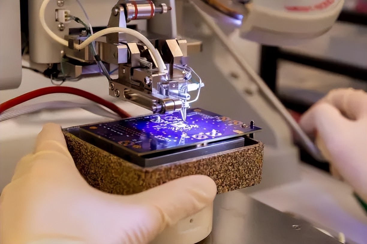 再现“双标”？美国的产业政策正卷土重来