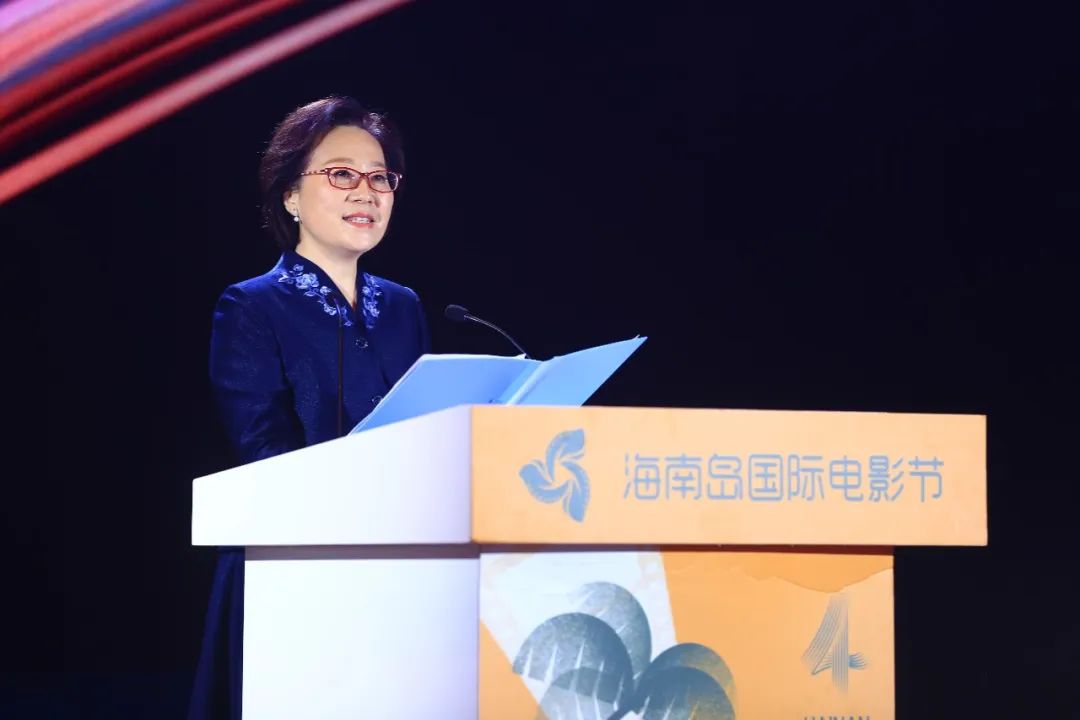 总台电影《北京人：人类最后的秘密》《就是要跑》《飞越苍穹》重磅发布