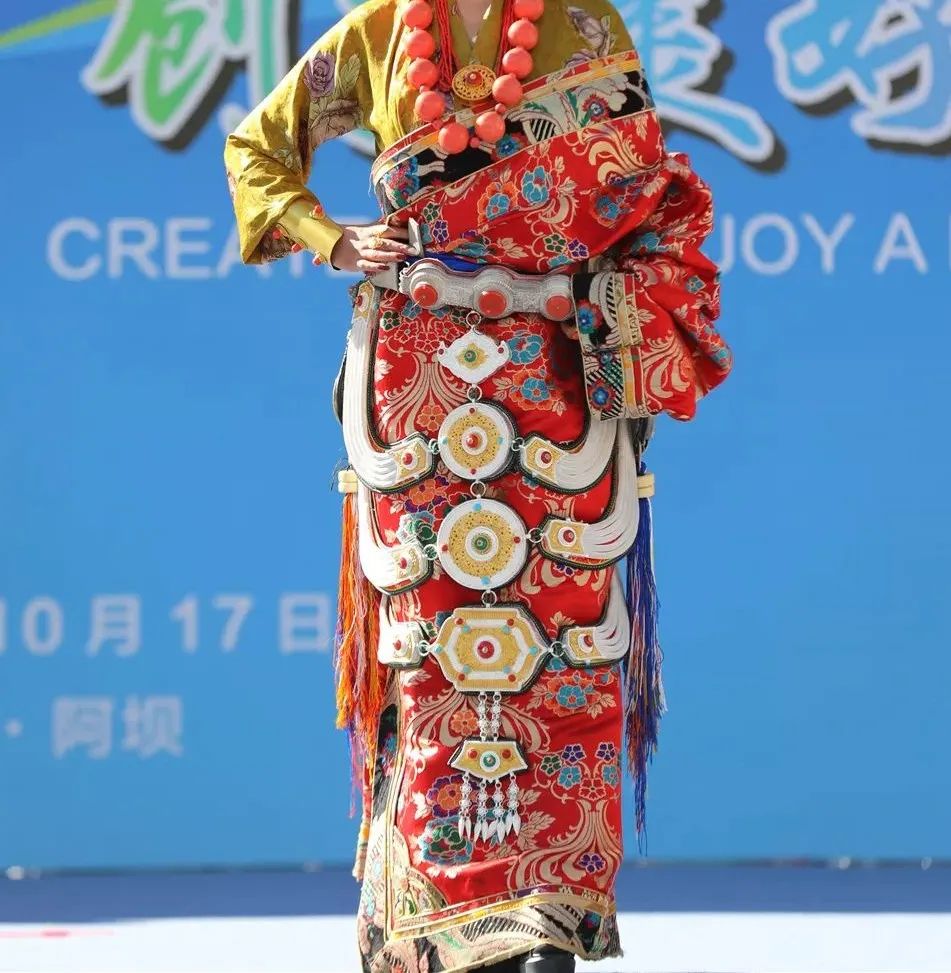 川西阿坝旅游详细攻略地图,川西阿坝旅游攻略三天