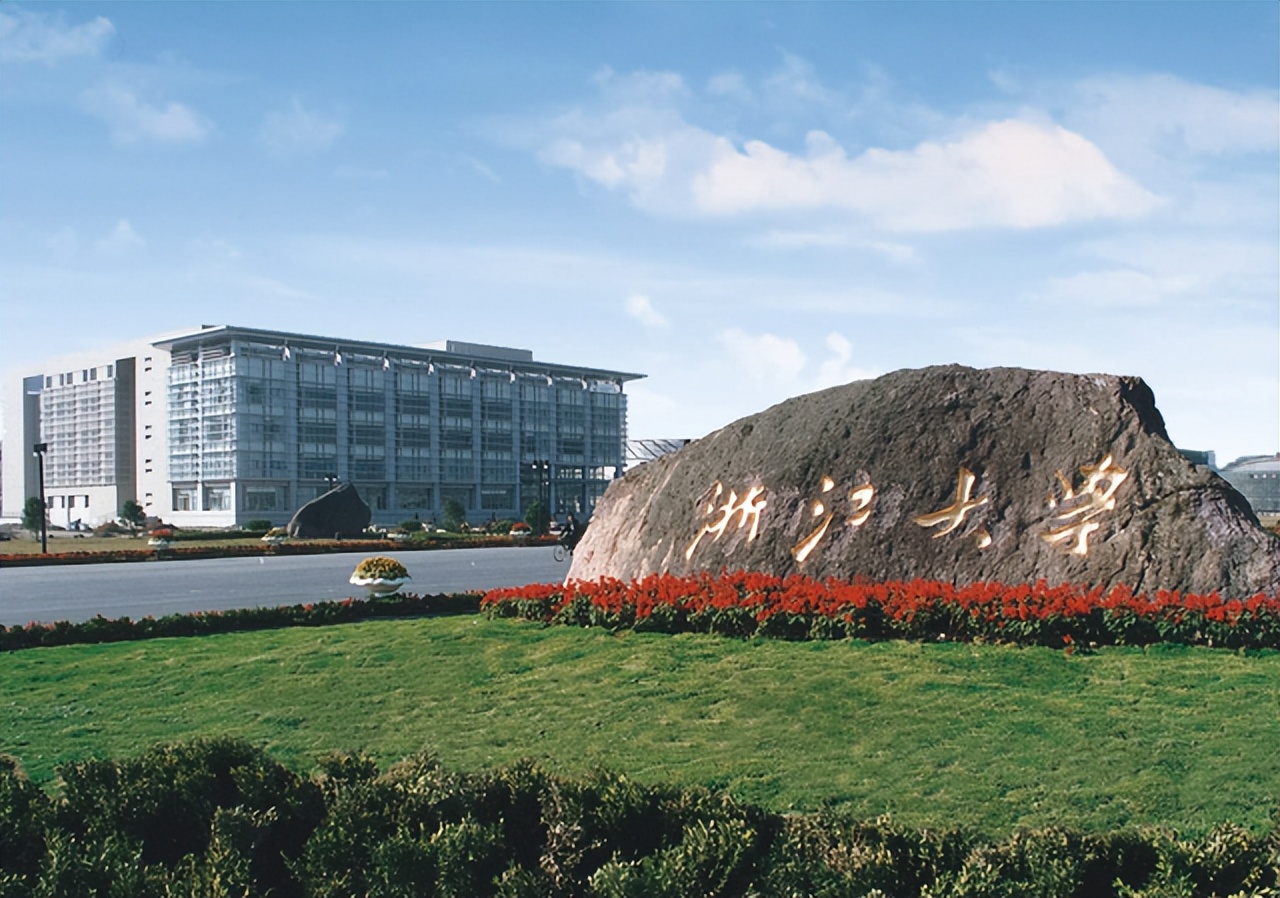 2022高考录取分数线能比往年低吗,2022年各省高考分数线多少