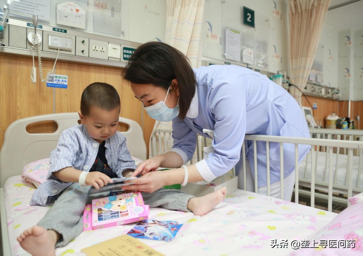 外甥女、儿子在亚心免费“补心”甘肃妈妈说：这家医院真有爱