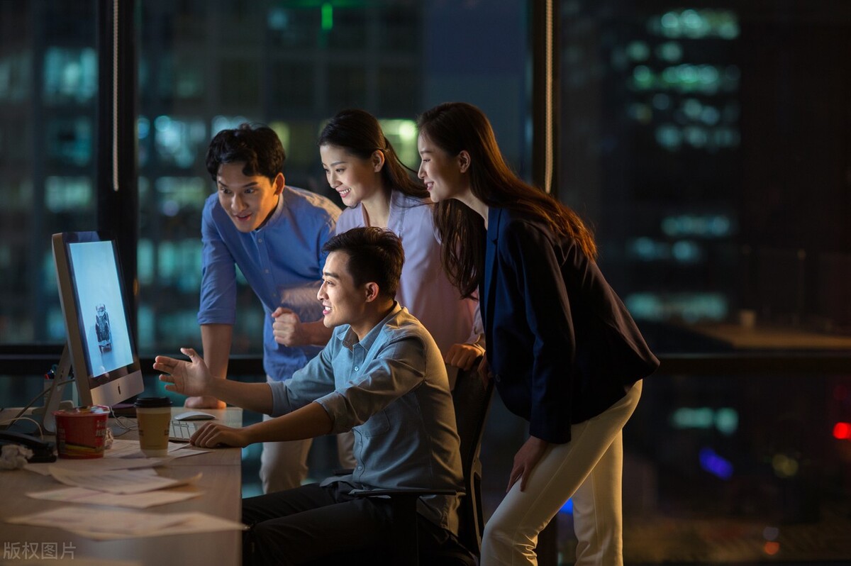 四川什邡再现年轻人组团自杀事件，世间的美好你来不及道别