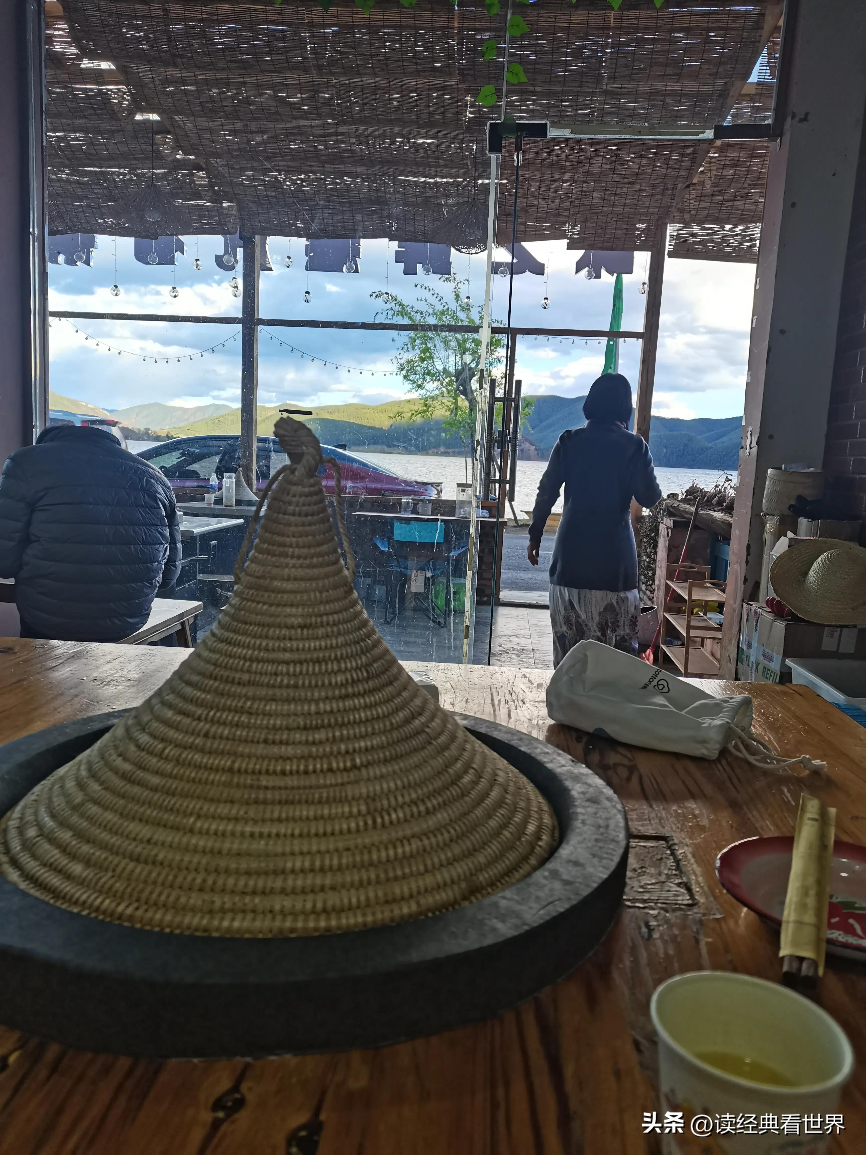 泸沽湖蒸汽石锅鱼品种,泸沽湖的蒸汽石锅鱼