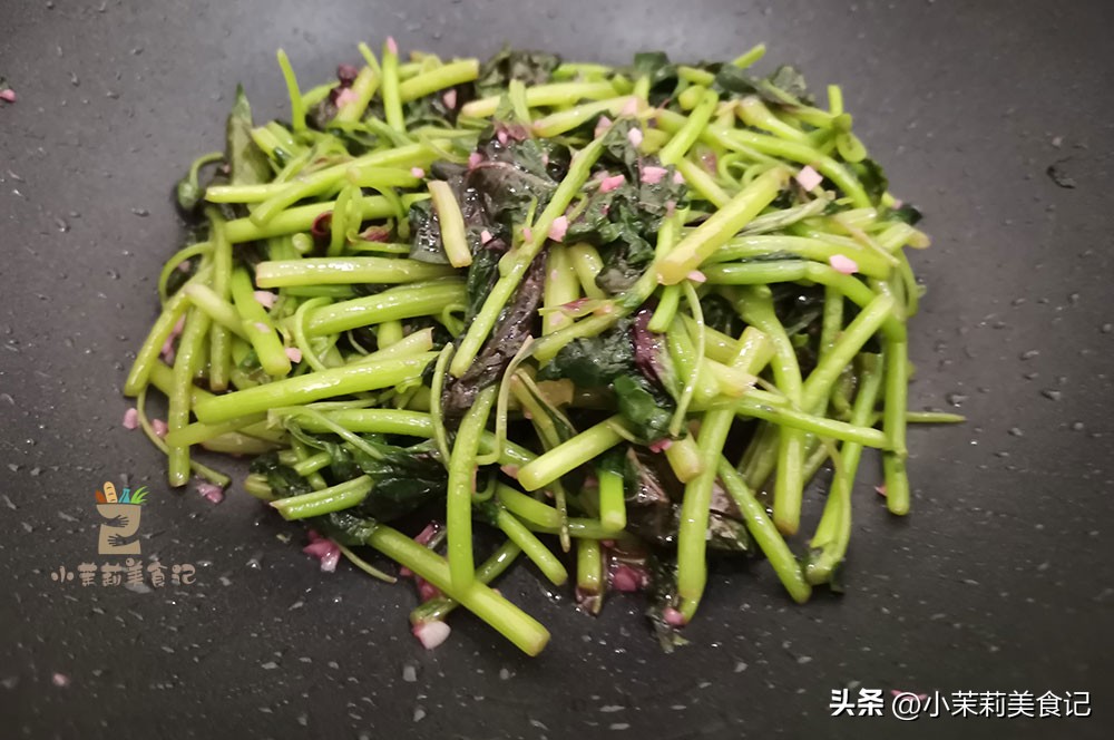 黑芝麻是不是高钙食物,补钙是白芝麻好还是牛奶好