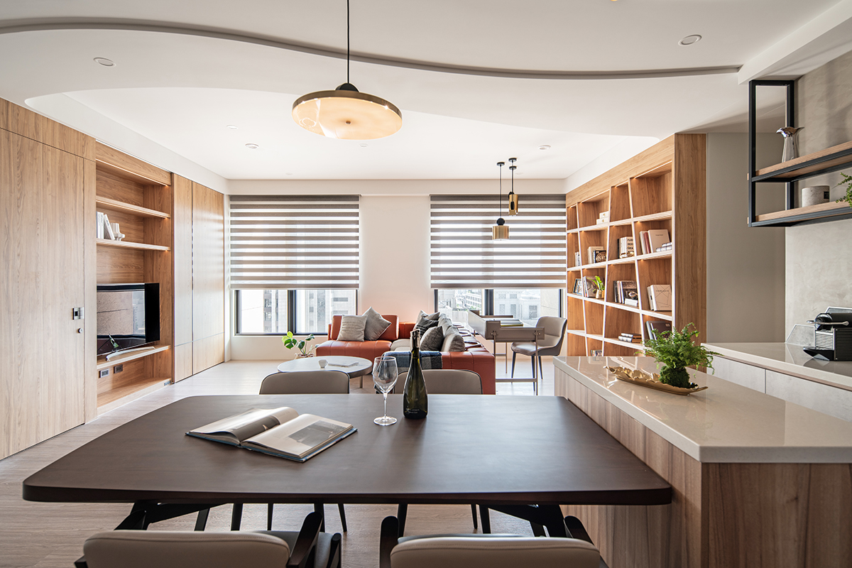 阳台推拉门要不要拆掉和客厅打通,客厅阳台没打通要不要装两道窗帘