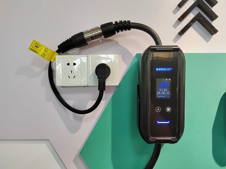 欧拉好猫随车充电器多少千瓦,欧拉好猫220v便携充电器多少w