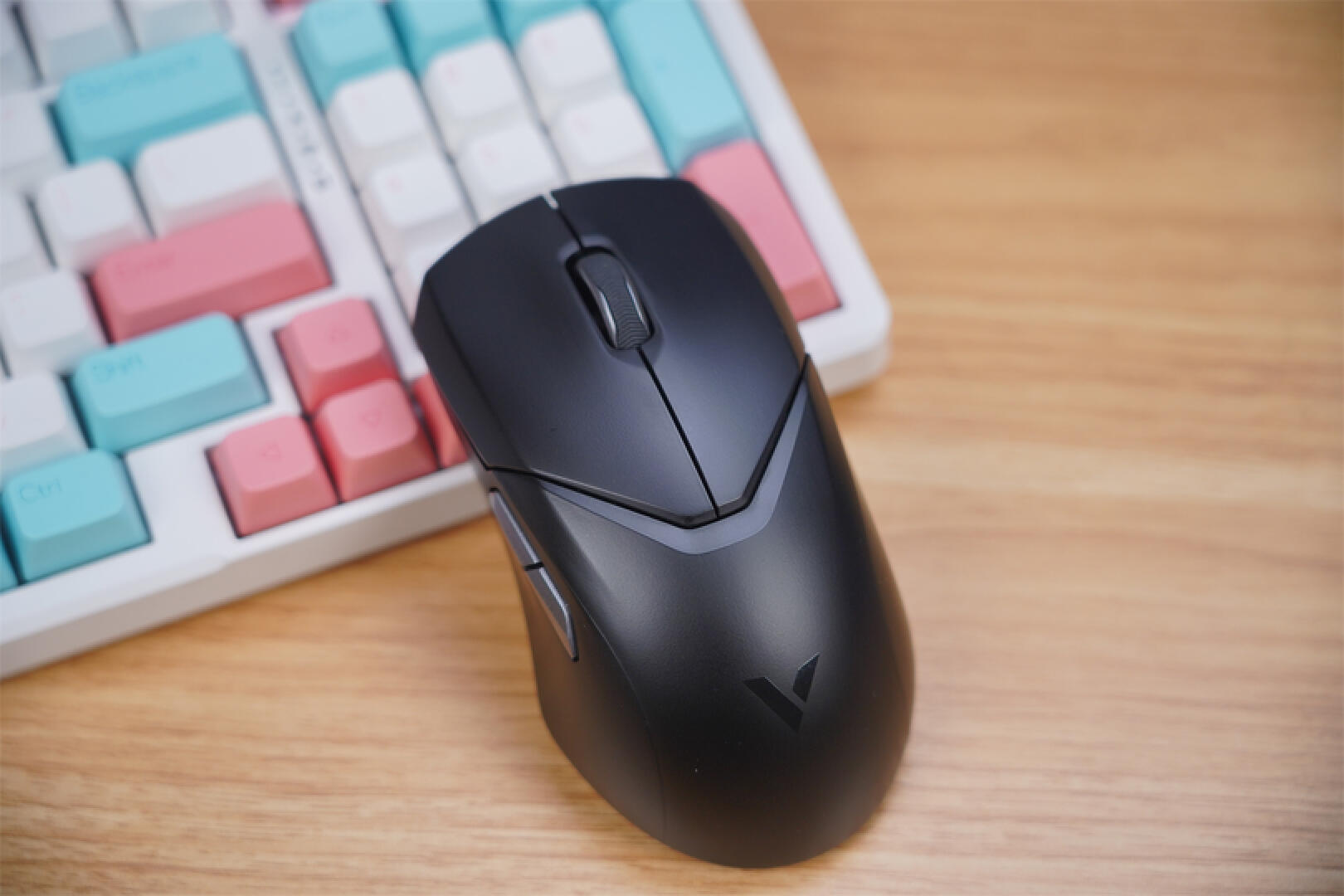 雷柏vt9鼠标,性价比高的轻量化鼠标