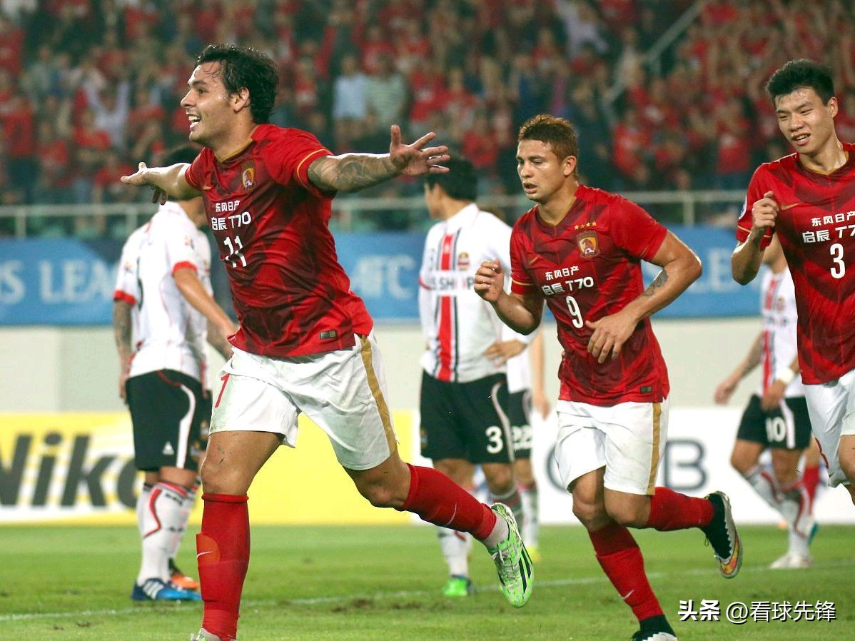 打脸了归化球员,曝高拉特退籍费250元