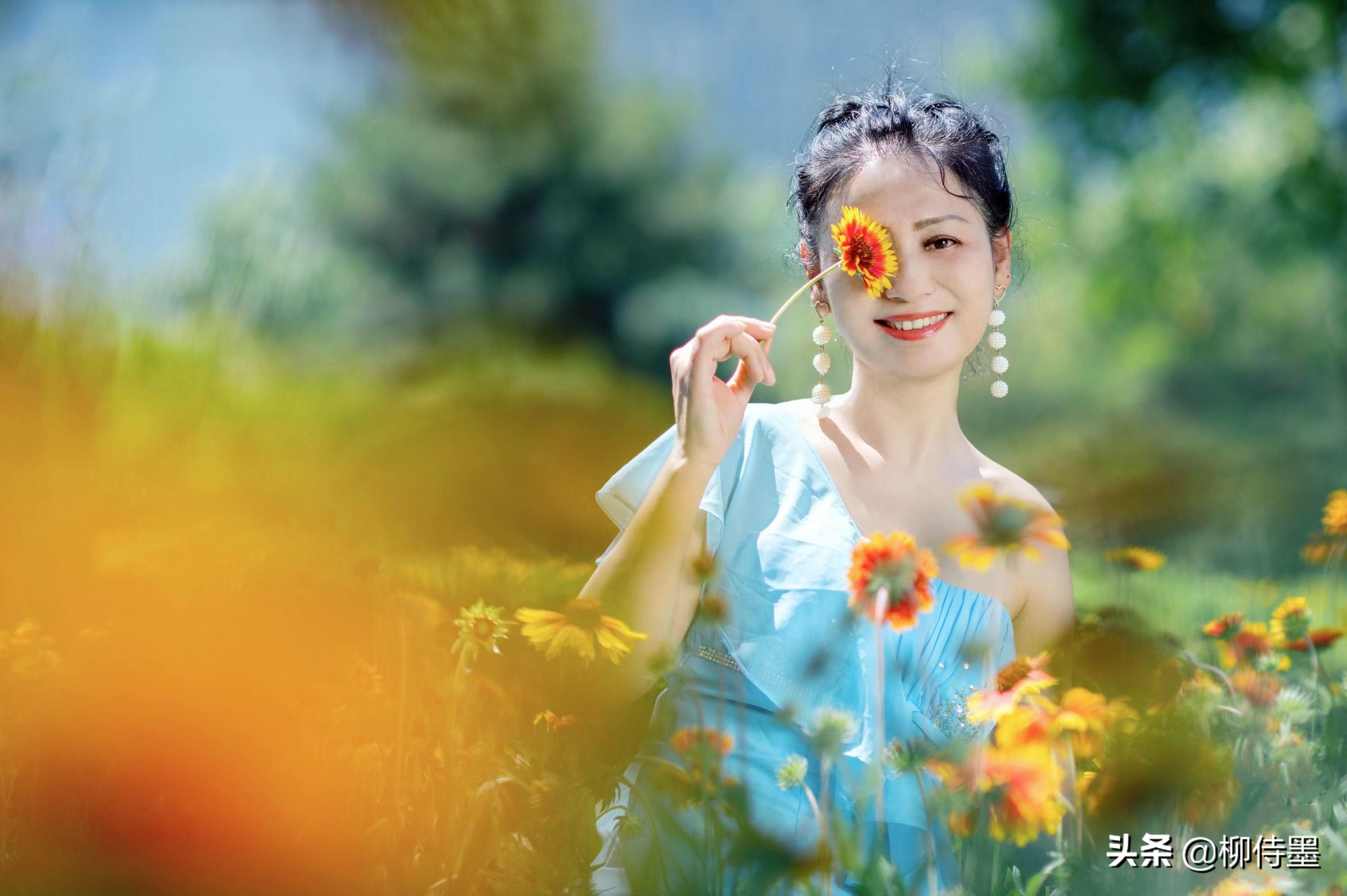 拍照不知手放哪儿？学习2句摄影口诀，姿态优雅更自然