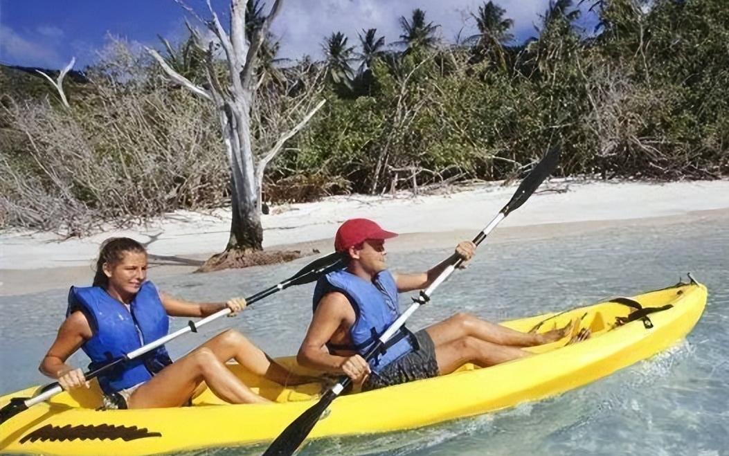 85年南京玄武湖水上运动皮划艇,水上运动皮划艇