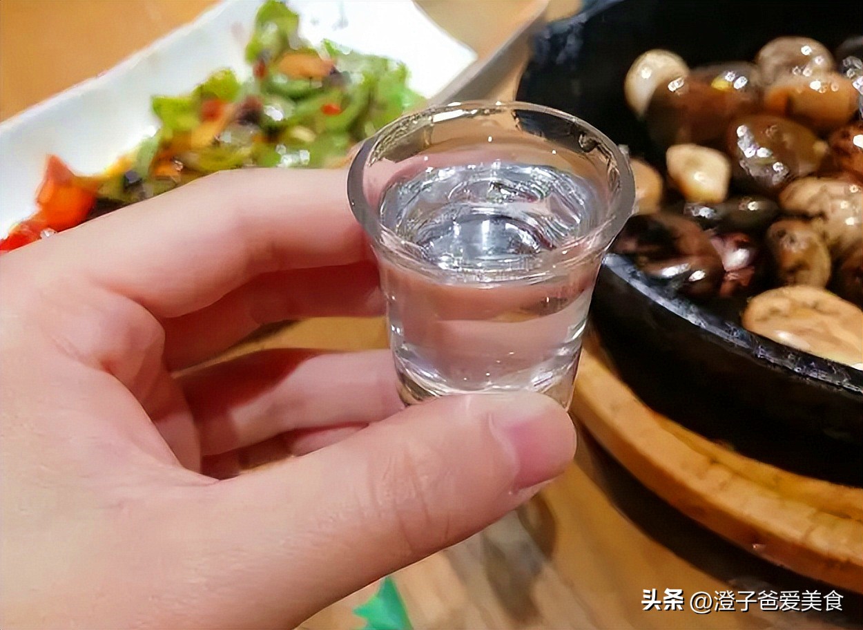 喝白酒需要用什么醒酒,白酒也需要醒酒你知道吗
