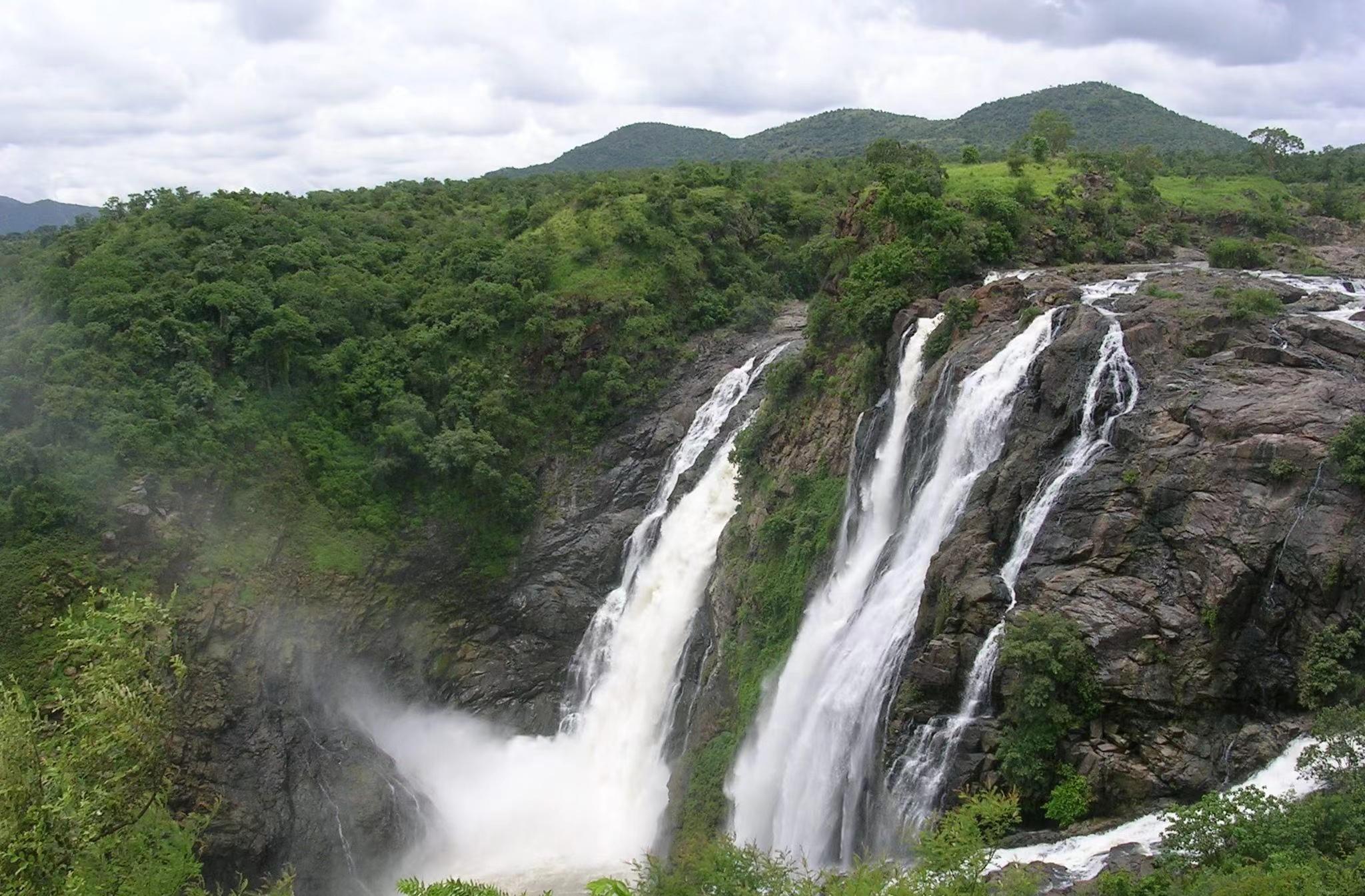 中国最大的瀑布是什么瀑布在哪里,世界落差最大的瀑布是什么瀑布