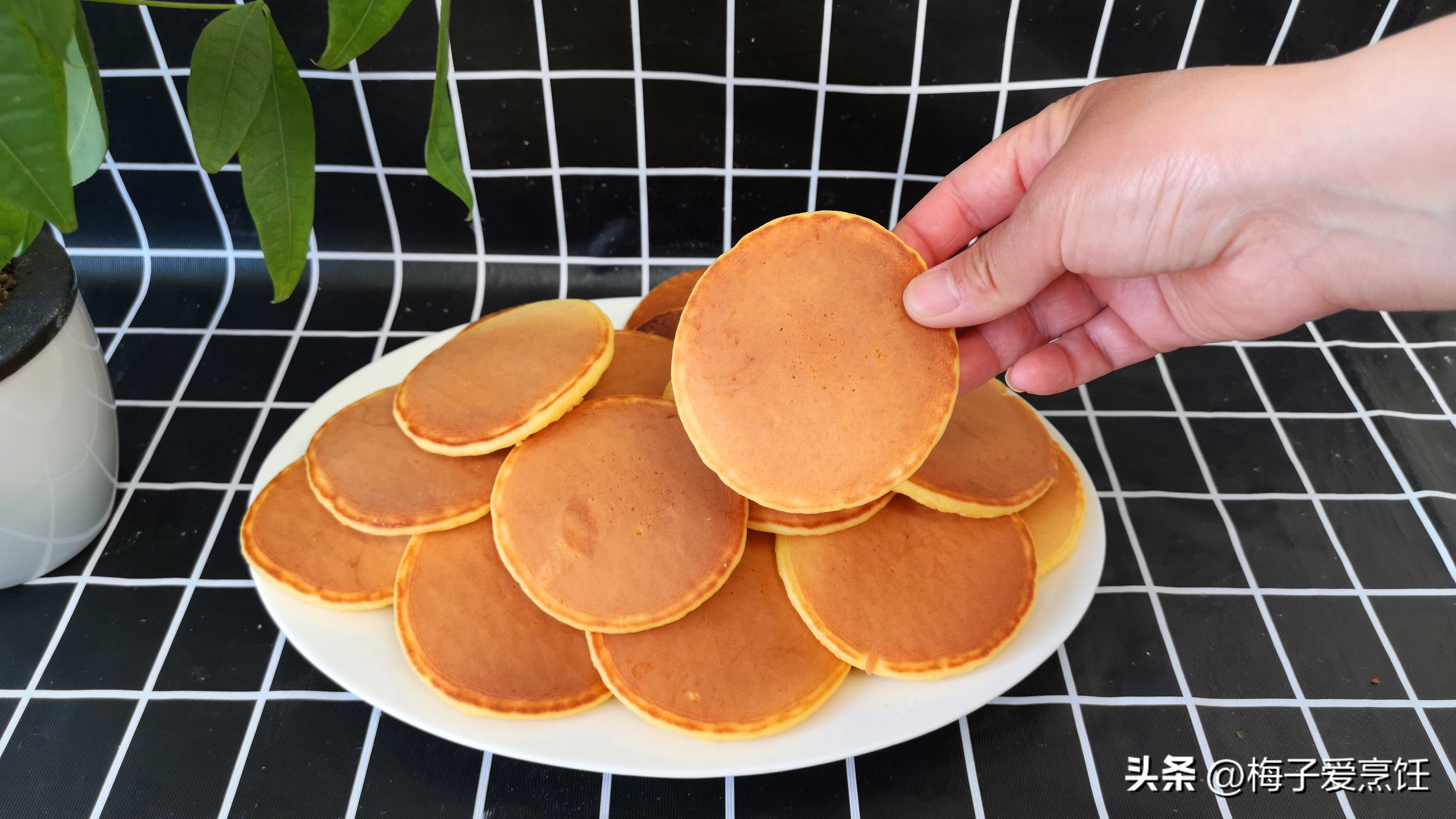 玉米面怎样做好吃不用发酵粉,苹果玉米面比面包还好吃的做法