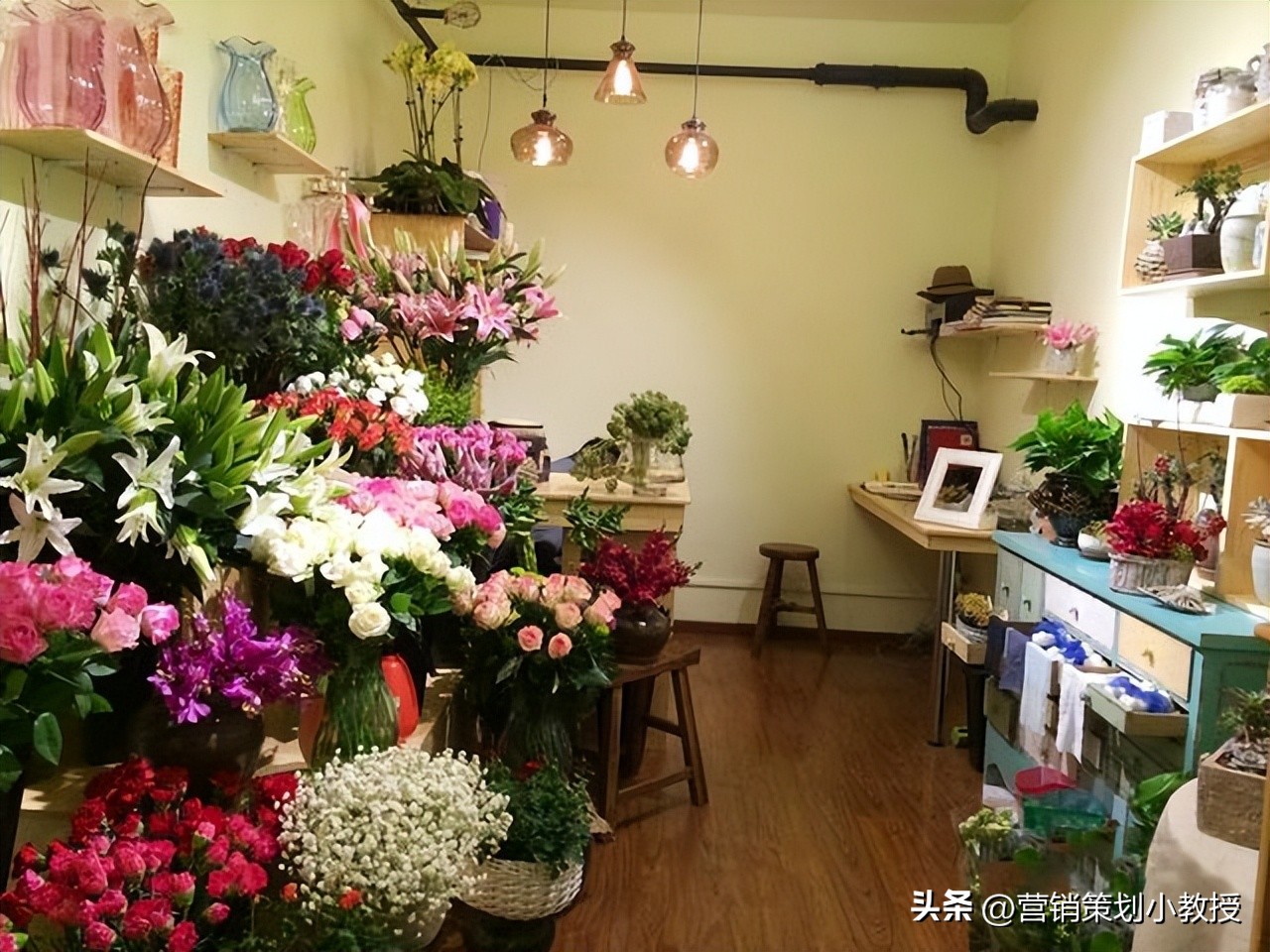 第34篇:鲜花店跨界合作,没想到赚的盆满钵满,老板值得学习