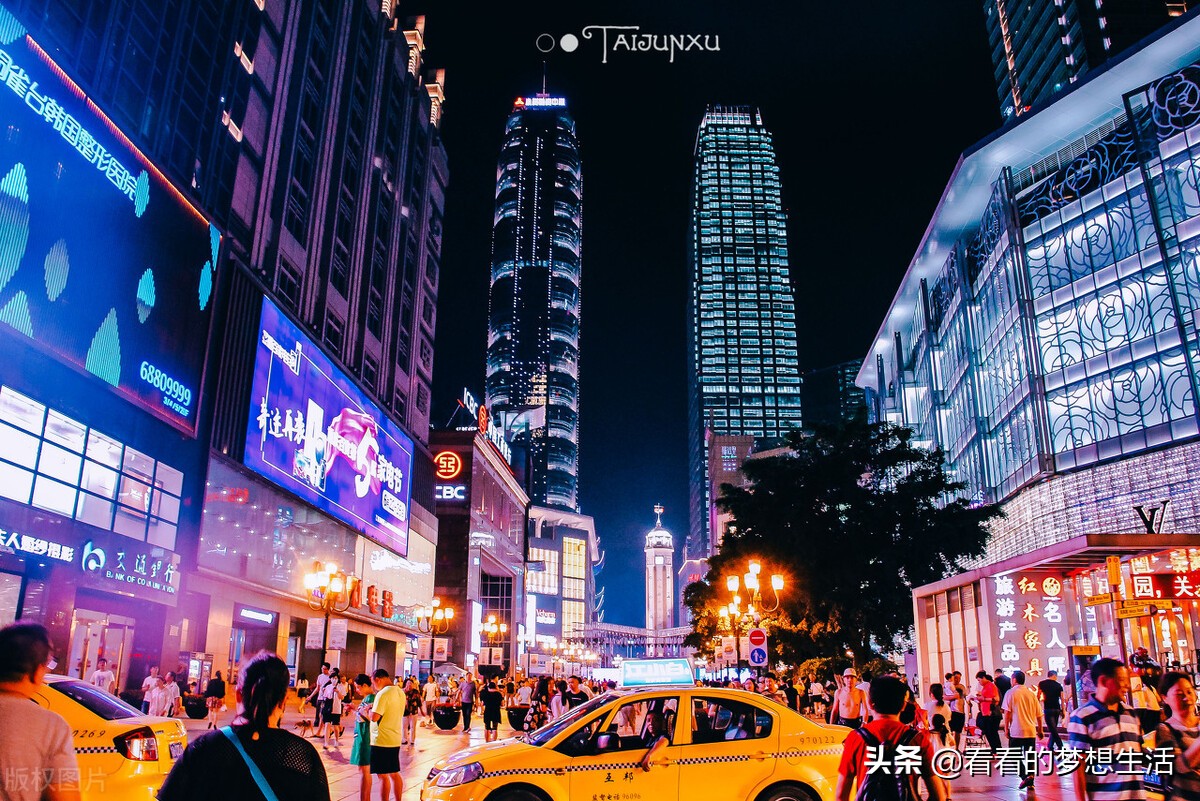 四川和重庆有哪些好玩儿的,重庆好玩还是四川好玩