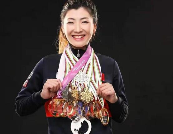 徐梦桃奥运冠军的故事简短,徐梦桃奥运夺冠视频完整版